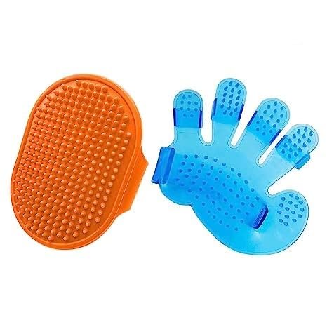 MeeTo Pet Grooming and Bathing Silicon Golove and Bruse, Gentle Deshedding Brush Hair Remover Brush for Long and Short Hair Dogs,Cats & Horses 1 Brush and 1 Glove, Random Color